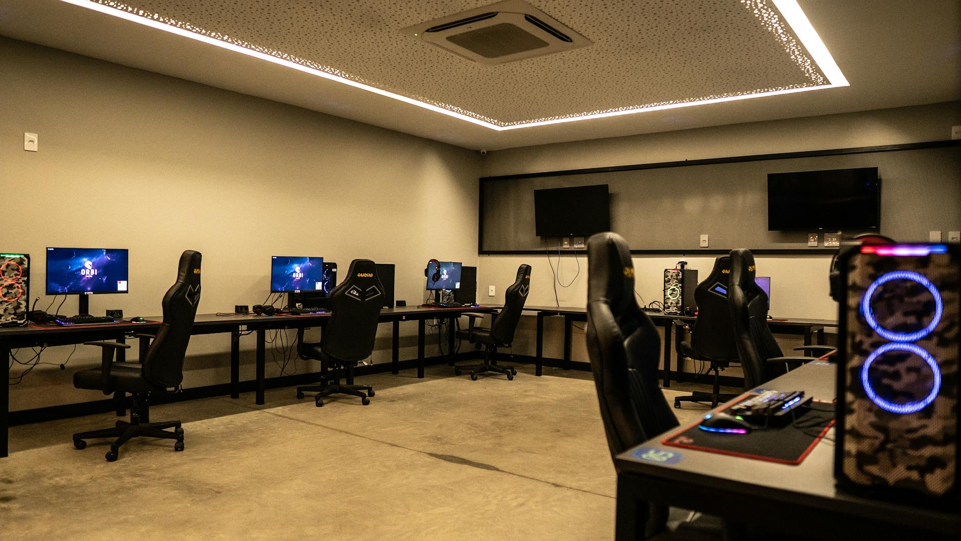 Action VR Gaming